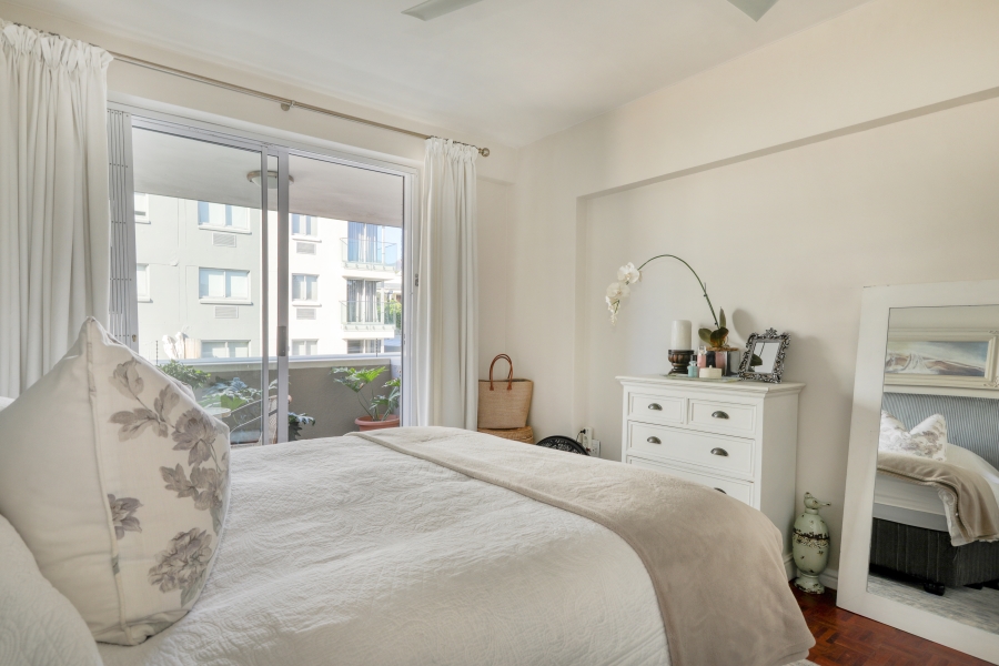 2 Bedroom Property for Sale in Green Point Western Cape